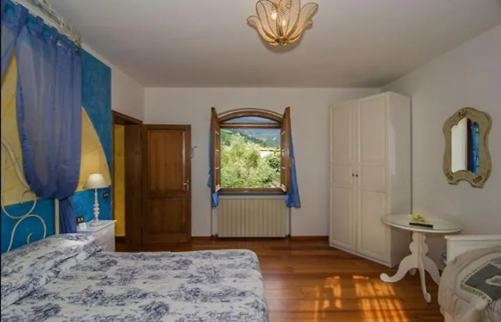 Bed & Breakfast La Casa Gialla Montignoso